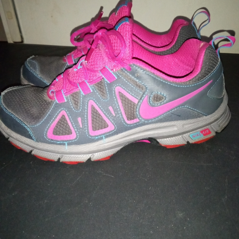 Nike Alvord 10